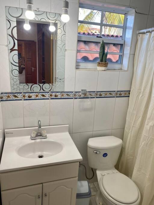 3-Bedroom Villa With A Jacuzzi Noord Exterior foto